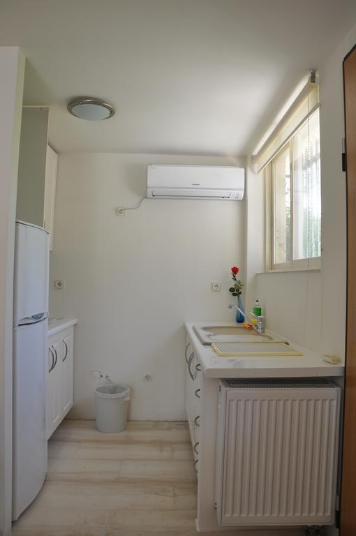 Cosy Studio With Garden / Individual Apartment Atina Dış mekan fotoğraf